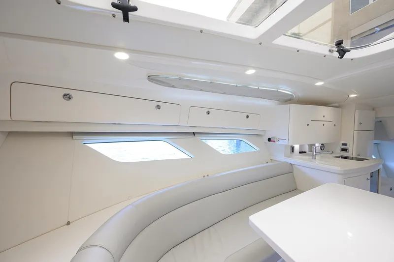  Yacht Photos Pics 2023 Intrepid 41 Valor