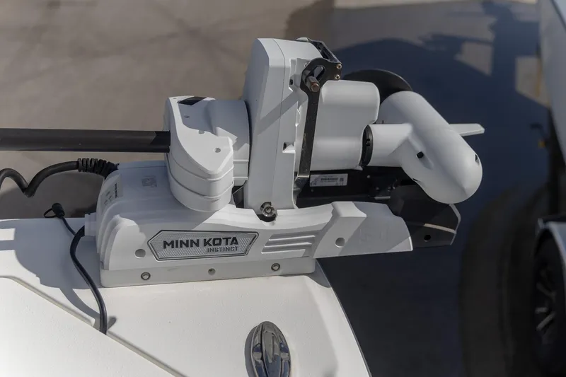  Yacht Photos Pics Minn Kota Instinct motor on 2024 Crevalle 26 HCO boat, close-up view.