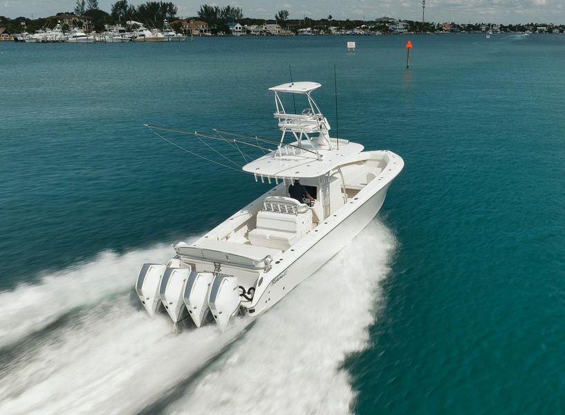 2021 Bahama 41