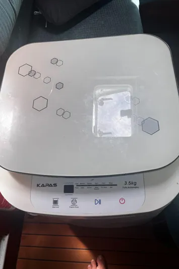 Chivalry Yacht Photos Pics Compact Kapas washing machine on Beneteau 461 yacht, 2000 model.