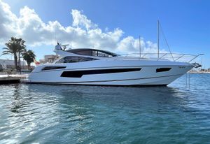 2015 Sunseeker Predator 68