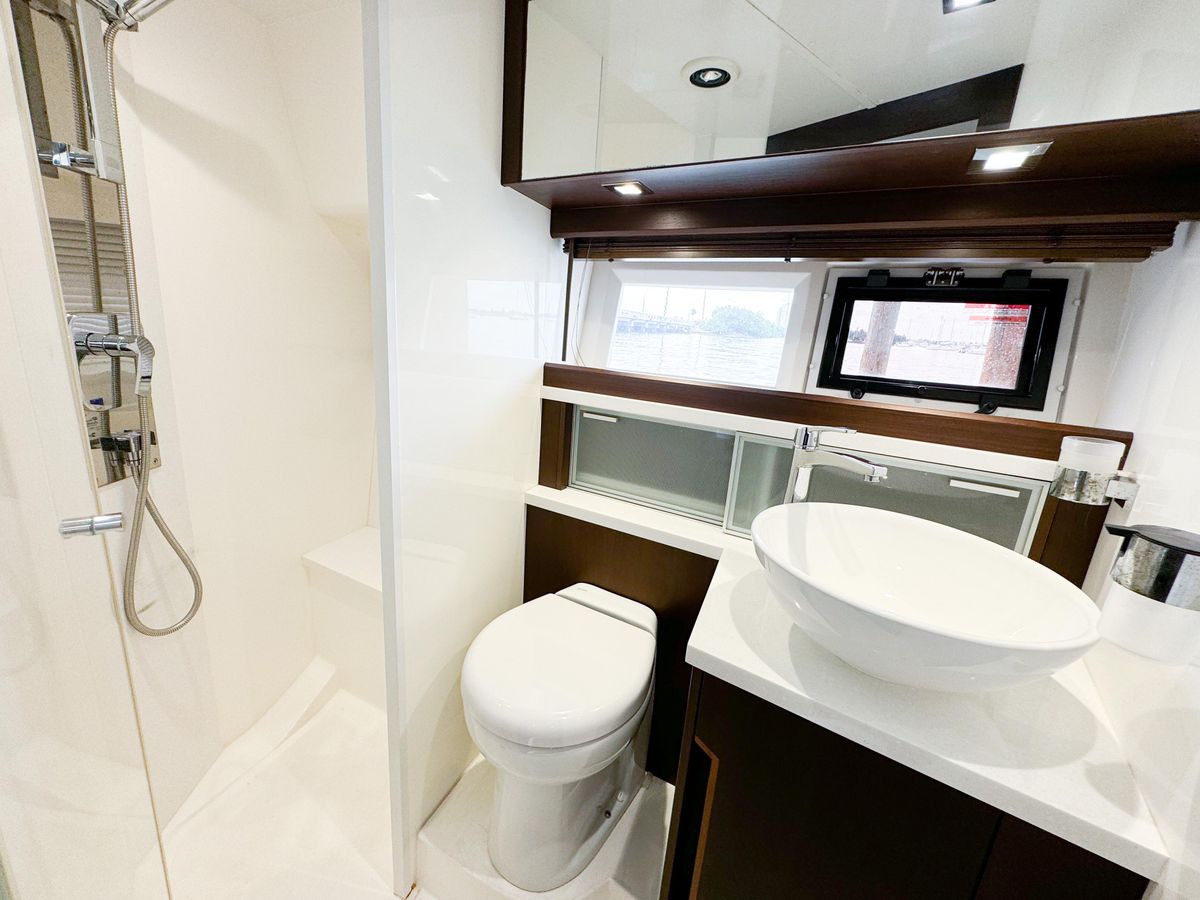 2016 Galeon 42 