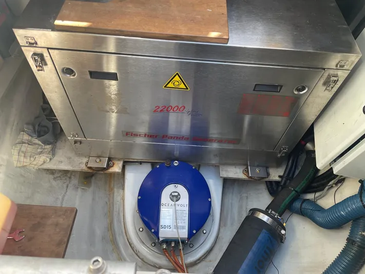 Jajapami Yacht Photos Pics Fountaine Pajot SABA 50 yacht engine room with Fischer Panda generator, 2017 model.