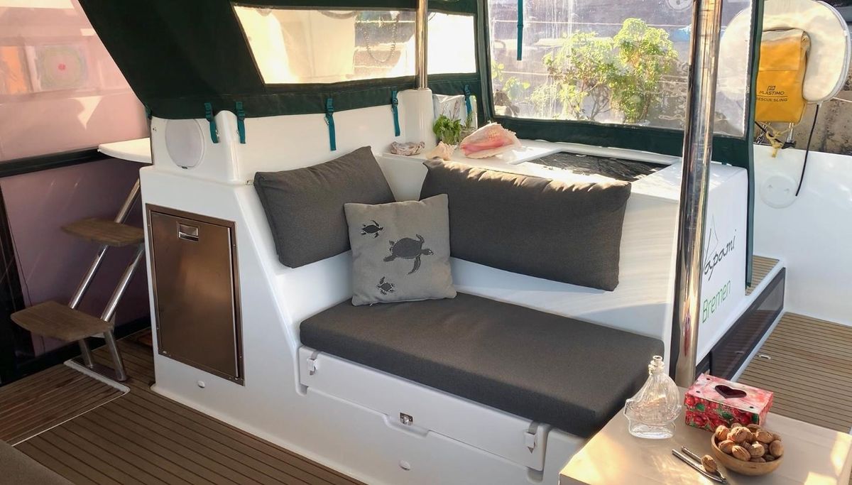2017 Fountaine Pajot 54 