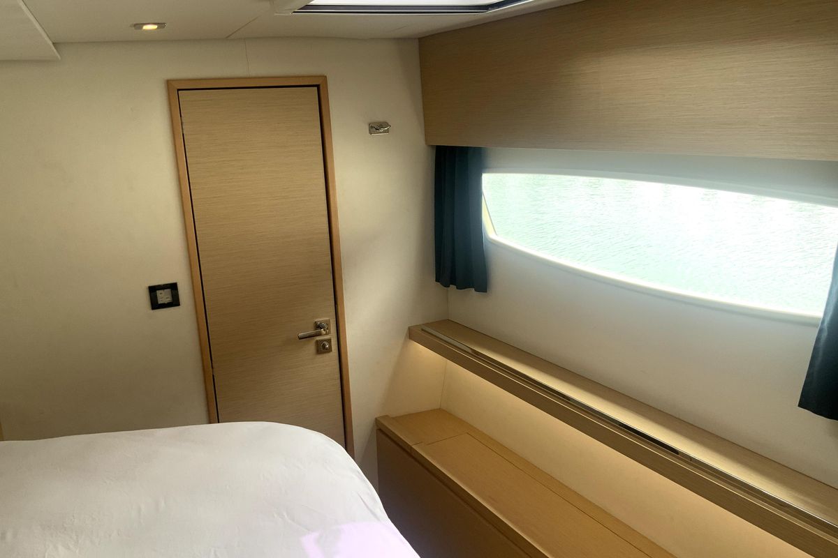 2017 Fountaine Pajot 54 