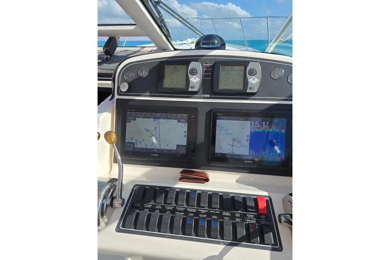  Yacht Photos Pics 2006 Tiara Yachts 3600 Open dashboard with navigation and control panels.