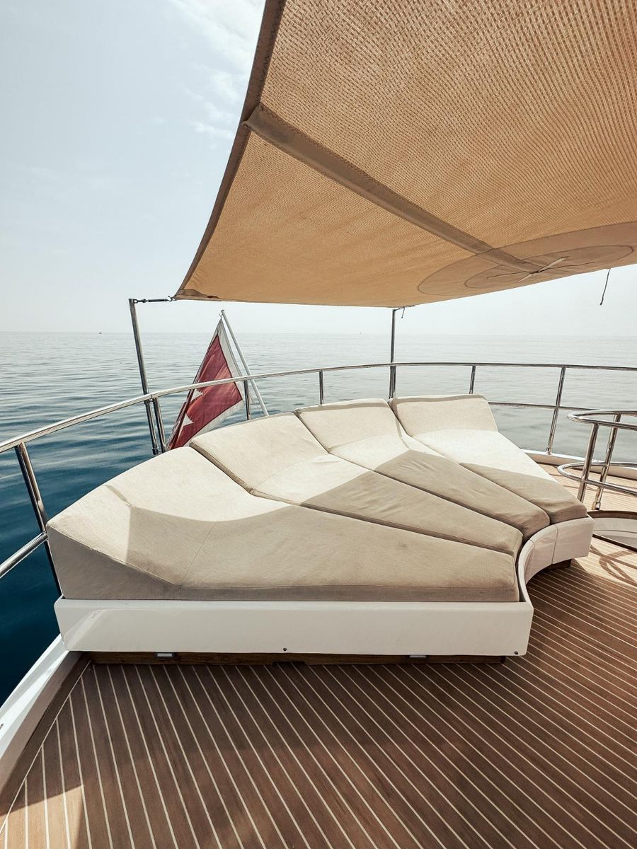 2004 Benetti Sail Division 81 