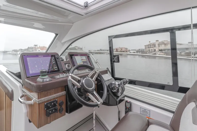 Jessie's Girl Yacht Photos Pics 