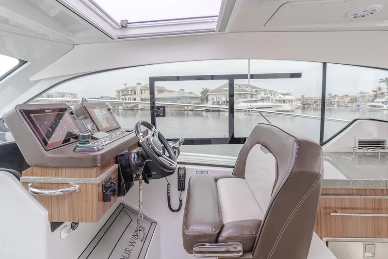 Jessie's Girl Yacht Photos Pics 