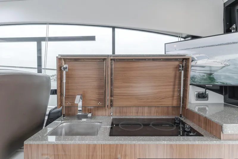 Jessie's Girl Yacht Photos Pics 