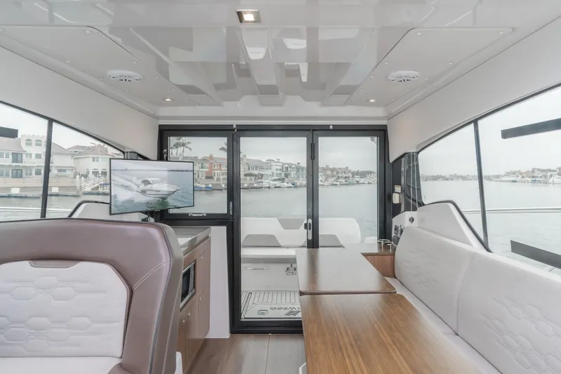 Jessie's Girl Yacht Photos Pics 