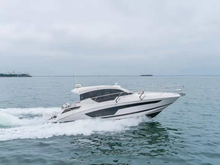 Jessie's Girl Yacht Photos Pics 