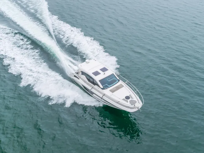 Jessie's Girl Yacht Photos Pics 