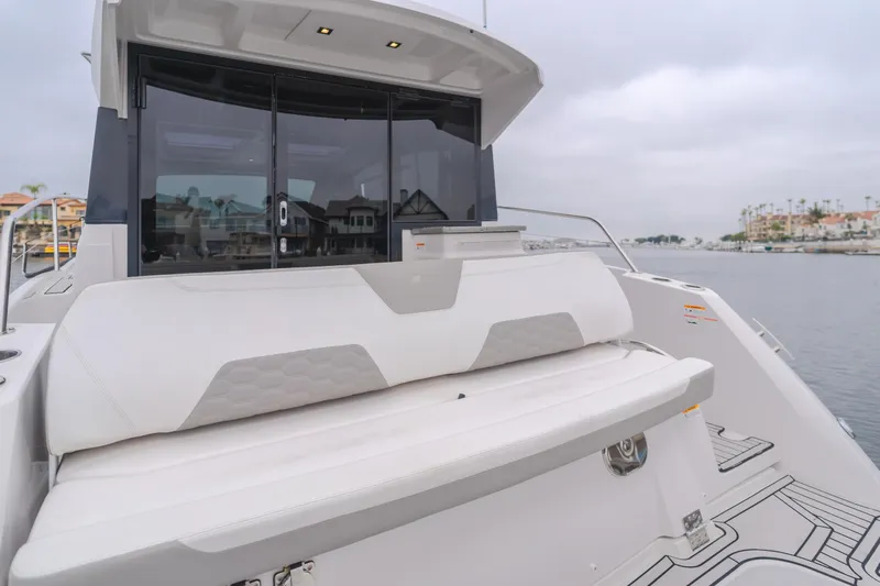 Jessie's Girl Yacht Photos Pics 