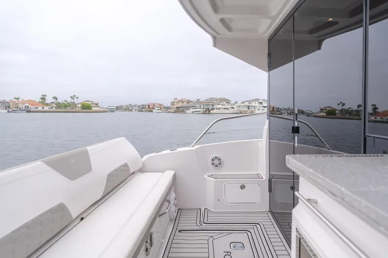 Jessie's Girl Yacht Photos Pics 