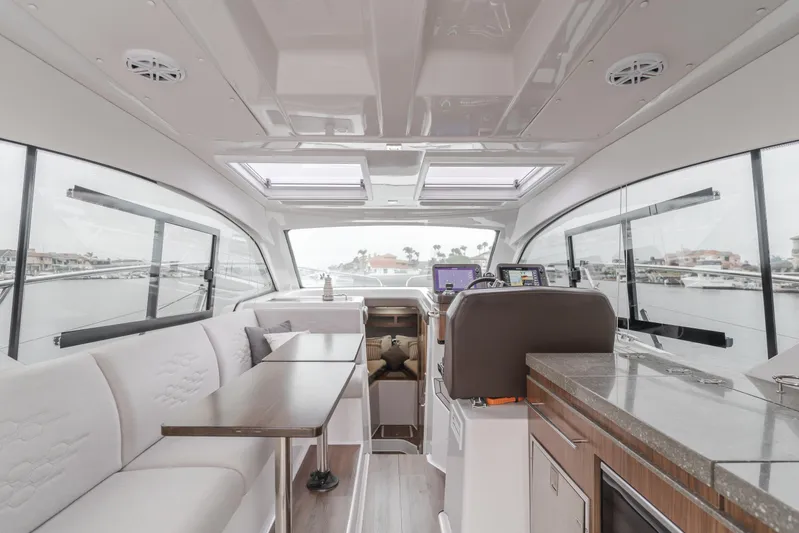 Jessie's Girl Yacht Photos Pics 