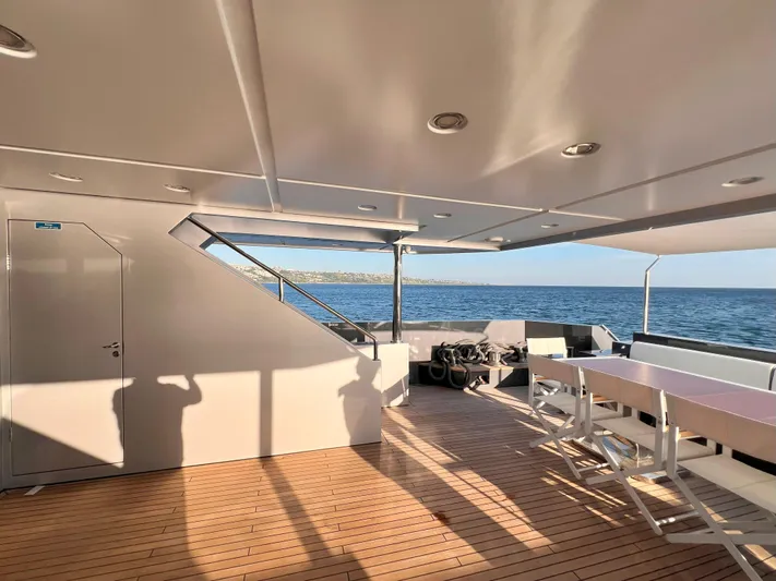 Aquila Yacht Photos Pics Luxurious deck of 2015 Mengi Yay 36M Pennon yacht with ocean view.