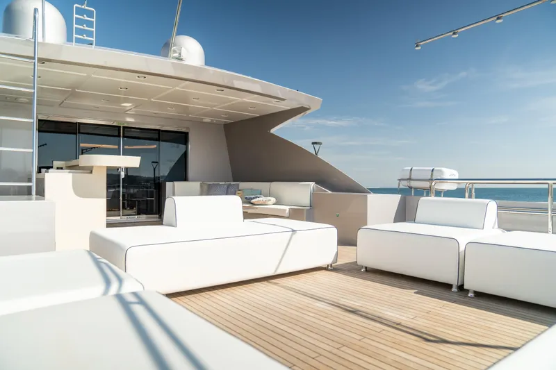 Aquila Yacht Photos Pics Luxurious deck of 2015 Mengi Yay 36M Pennon yacht with modern white seating.
