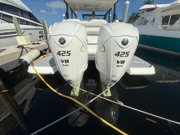  Yacht Photos Pics 2023 REGAL 36 XO - Image 31