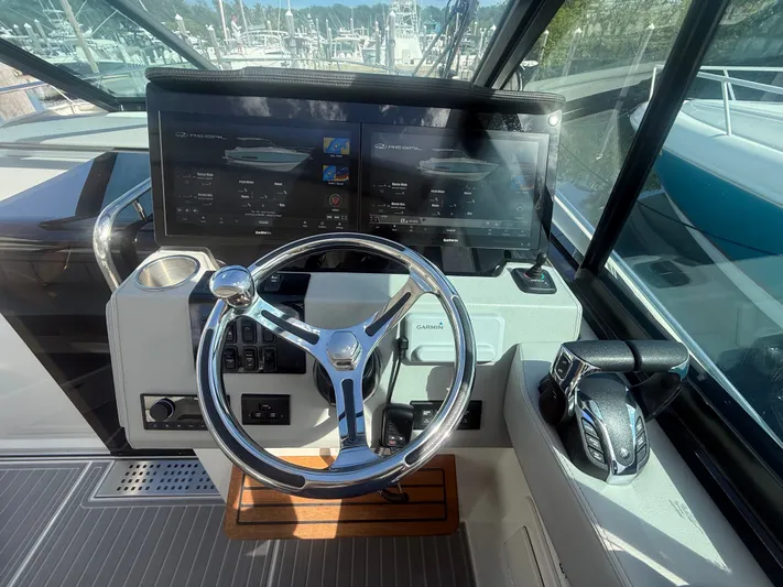  Yacht Photos Pics 2023 REGAL 36 XO - Image 13