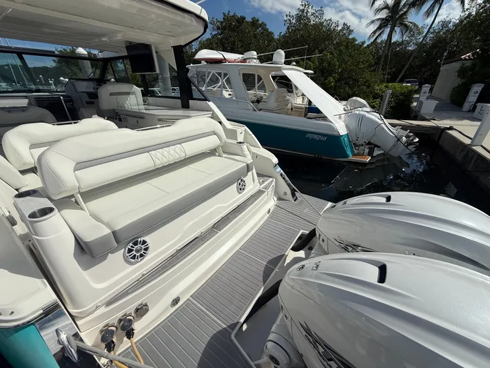  Yacht Photos Pics 2023 REGAL 36 XO - Image 29