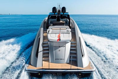 Yacht