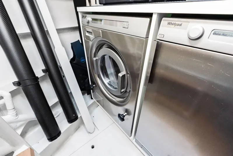 Fellowship II Yacht Photos Pics 