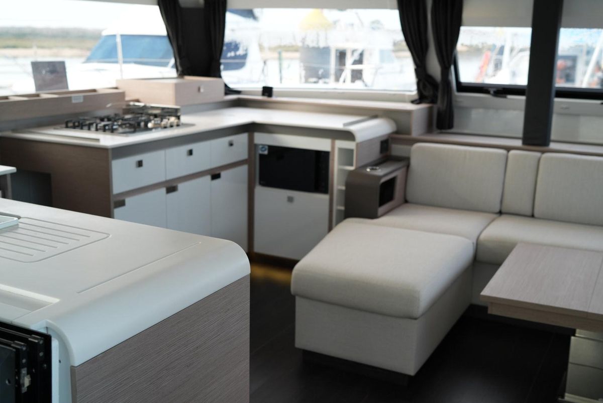 2022 Fountaine Pajot 45 