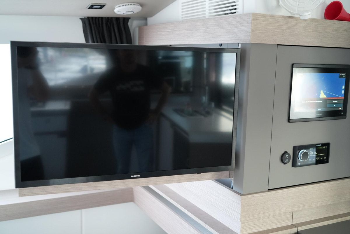 2022 Fountaine Pajot 45 