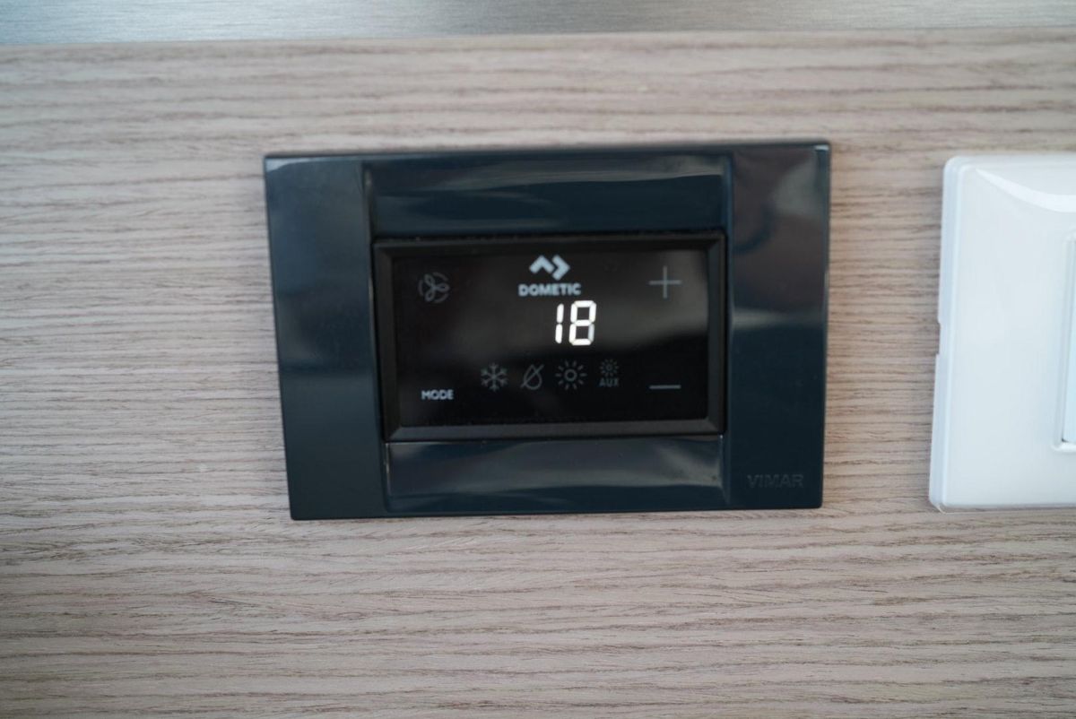 2022 Fountaine Pajot 45 