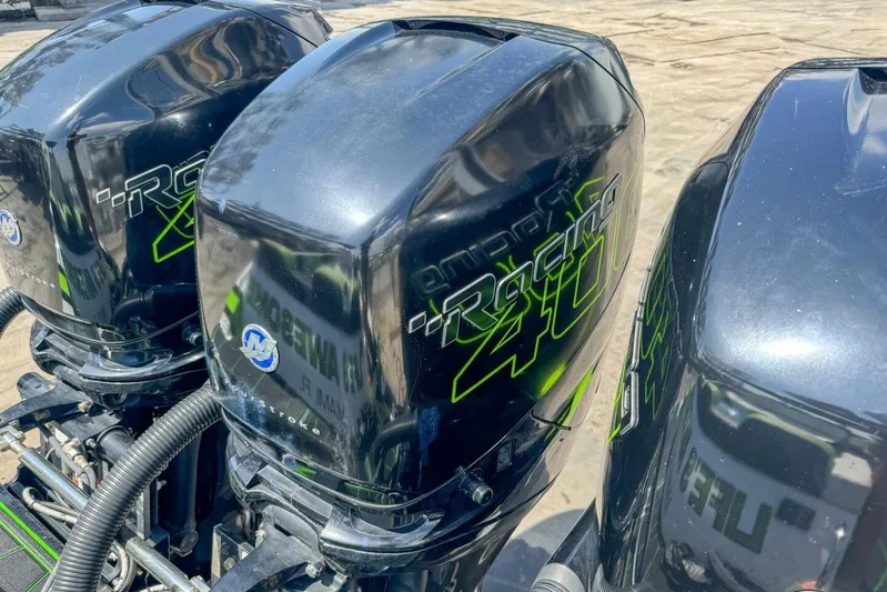  Yacht Photos Pics Triple Mercury Racing 400 outboard engines on a 2018 Statement 380 Open boat.