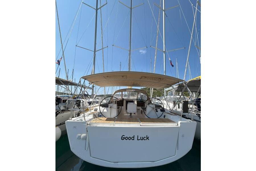 2018 Dufour 460 Grand Large