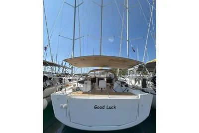 2018 Dufour 460 Grand Large