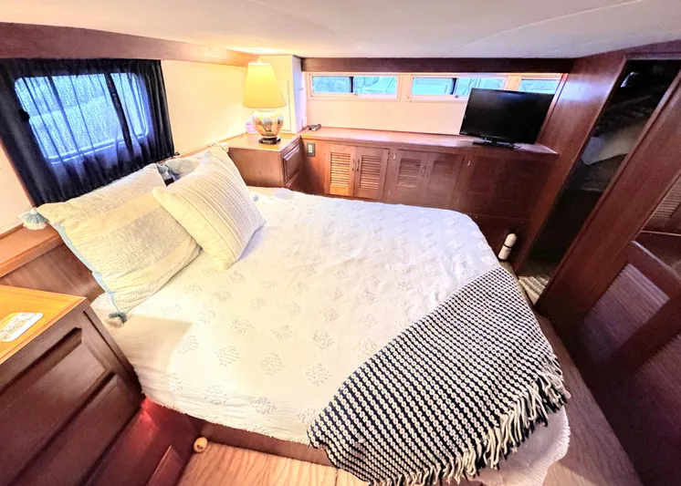 Sunshine State Yacht Photos Pics MASTER