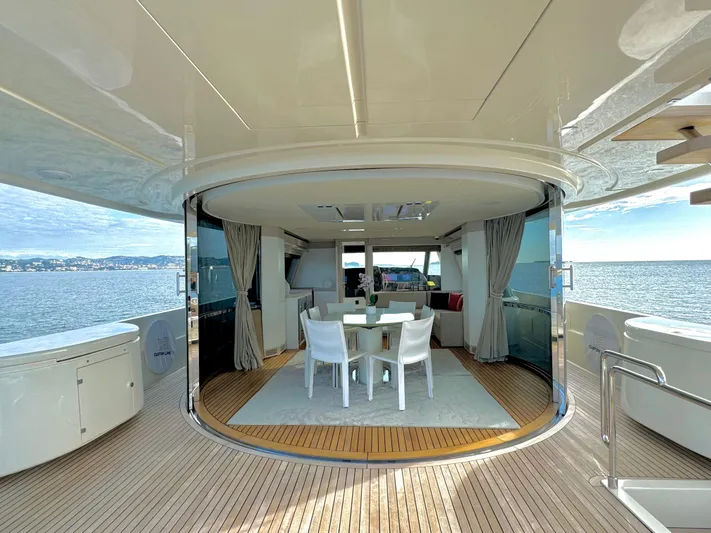 Miotu IV Yacht Photos Pics 