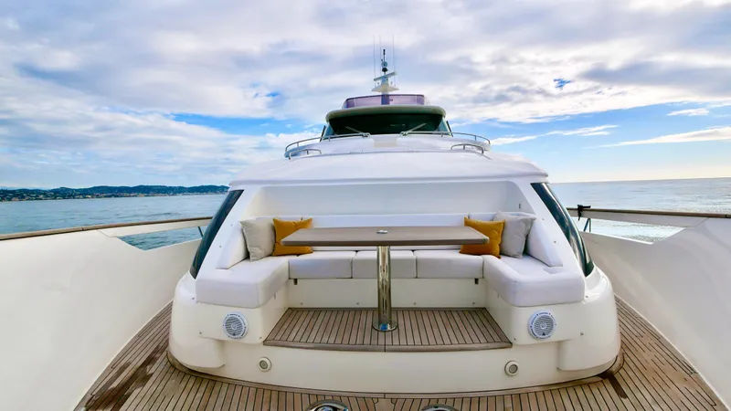 Miotu IV Yacht Photos Pics 