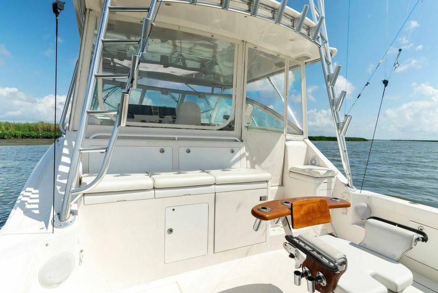 2004 Cabo 45 Express