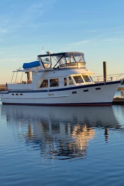 defever 49 cockpit motor yacht