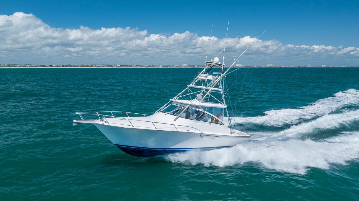 2013 Viking 42 