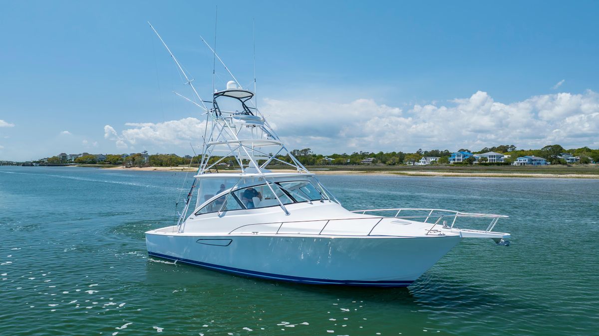 2013 Viking 42 