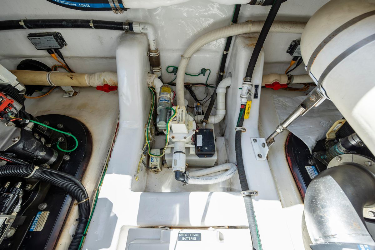 2013 Viking 42 