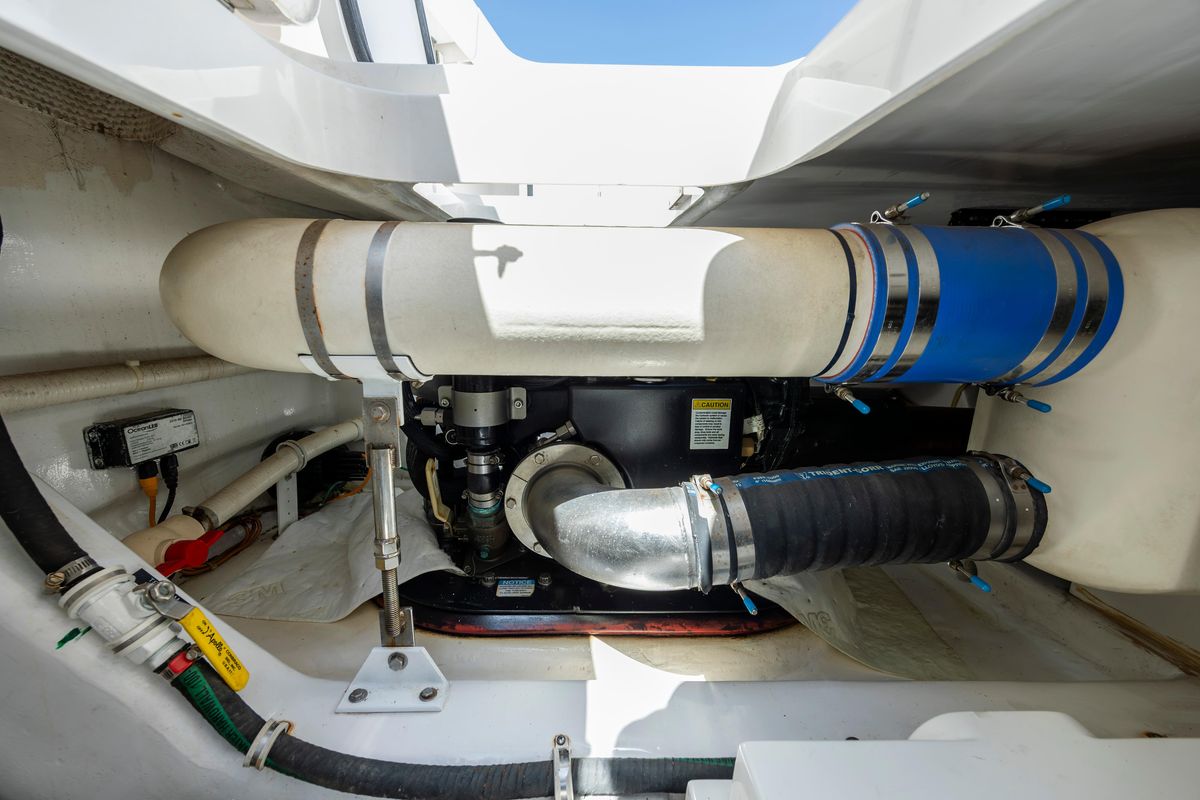 2013 Viking 42 