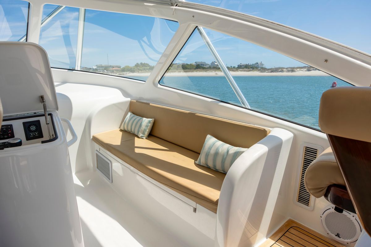 2013 Viking 42 