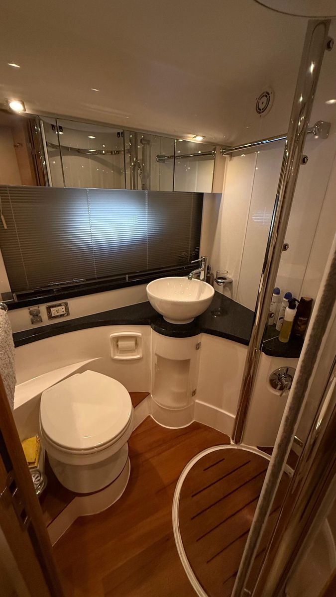 2009 Fairline 52 