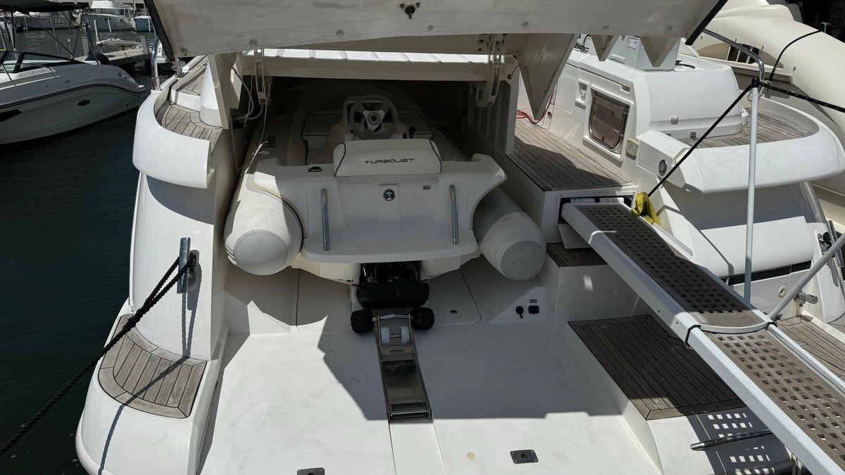 2009 Fairline 52 