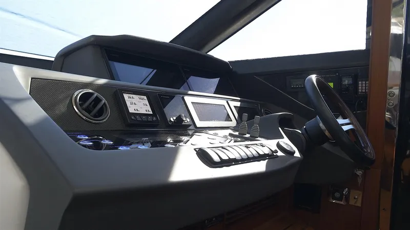  Yacht Photos Pics P1036825.JPG