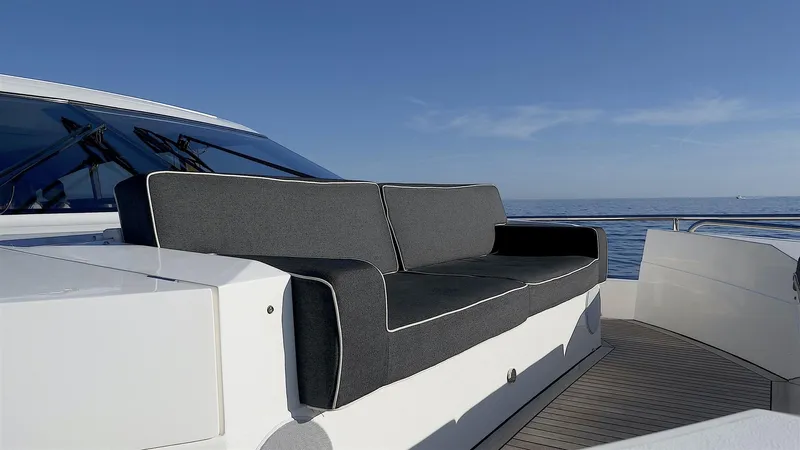  Yacht Photos Pics P1036856.JPG