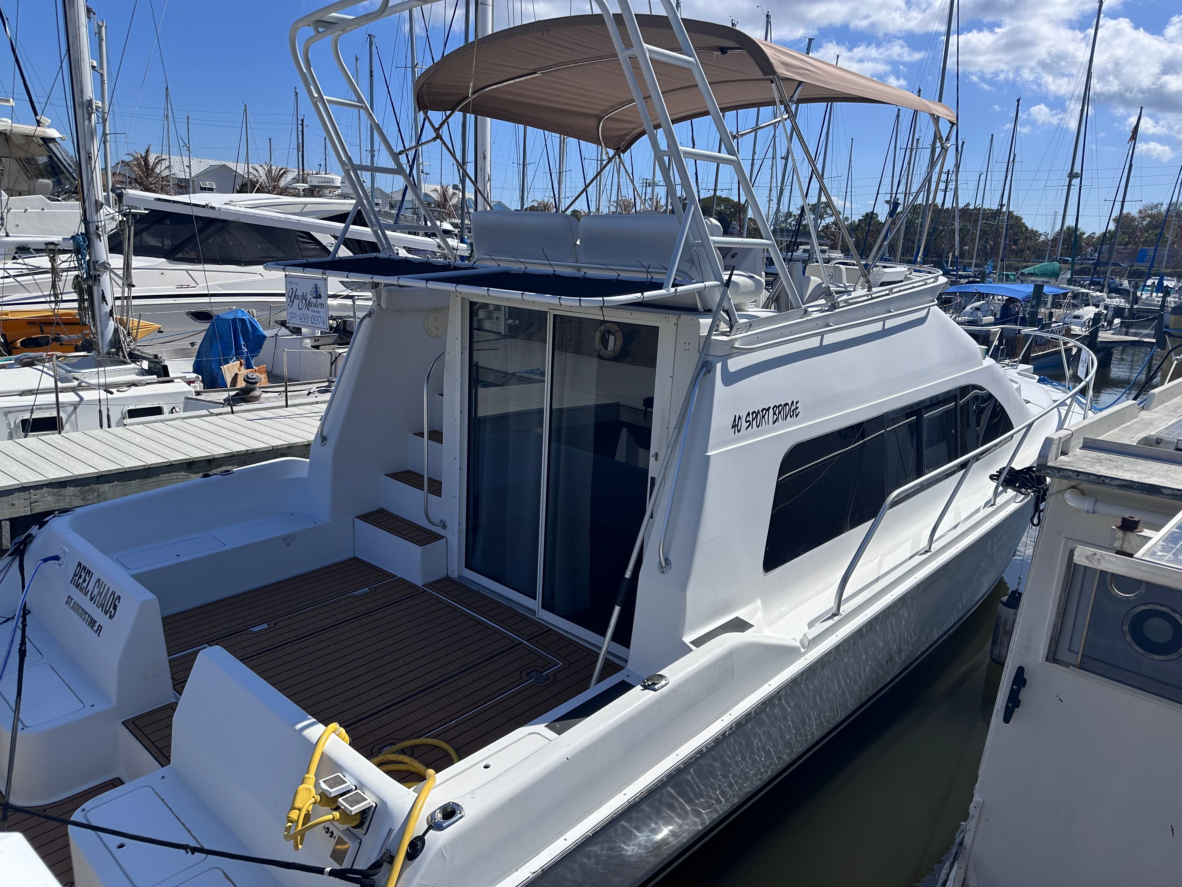 Mainship 40 Sport Sedan