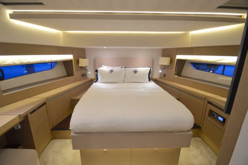 Last Run Yacht Photos Pics 