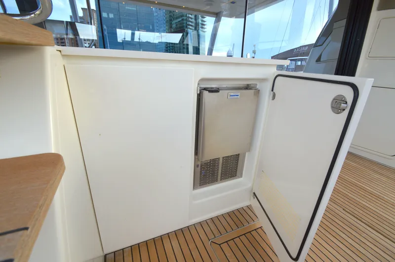 Last Run Yacht Photos Pics 